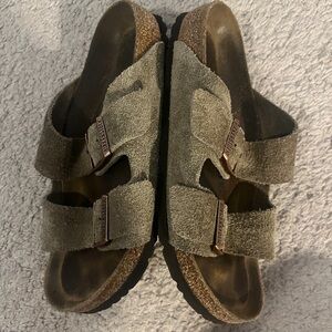 Birkenstock Arizona Sandal 37 Taupe Suede Leather Soft Footbed Wide Width